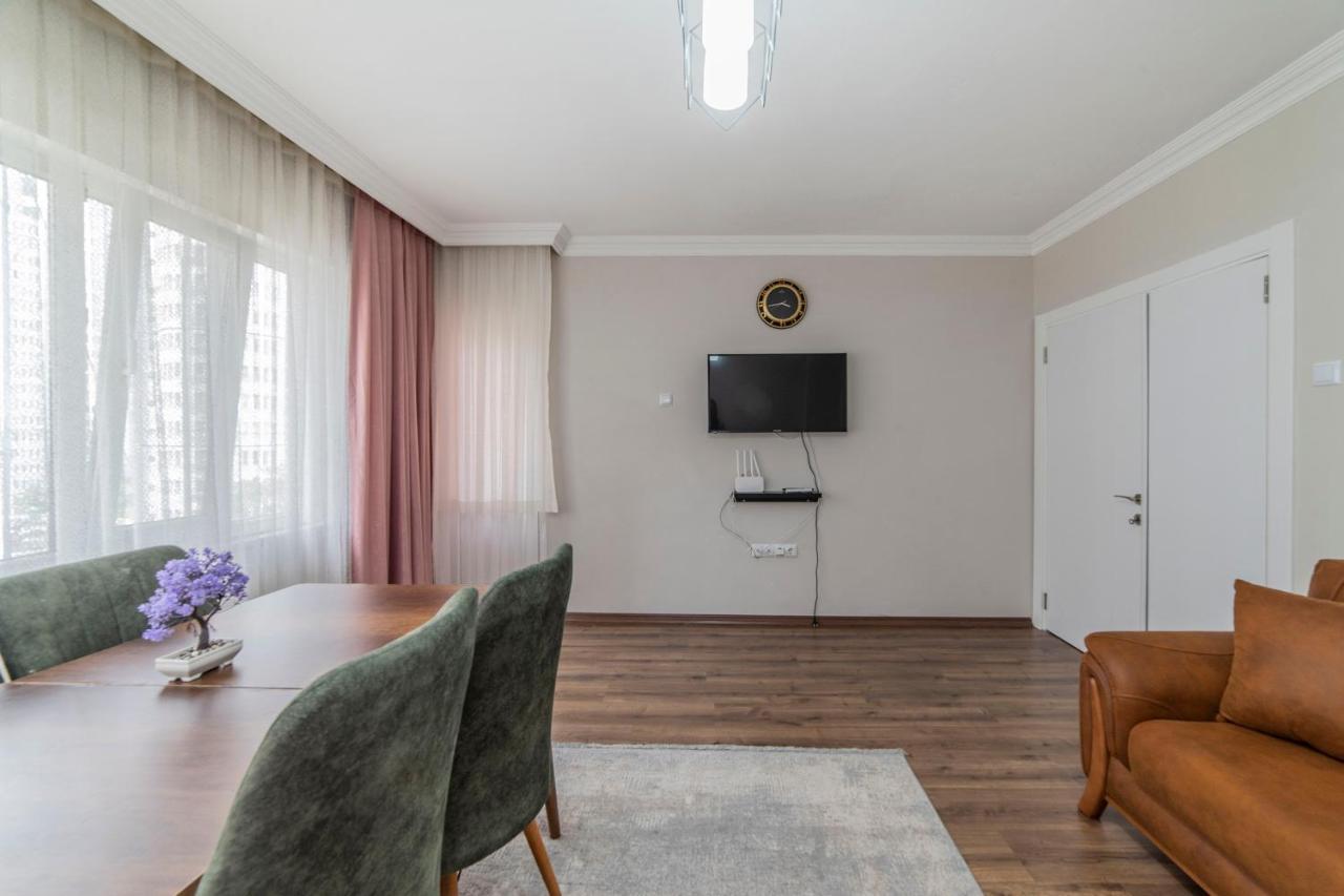 Centrally Located 2 Bedroom Apt With Netflix 伯萨 外观 照片