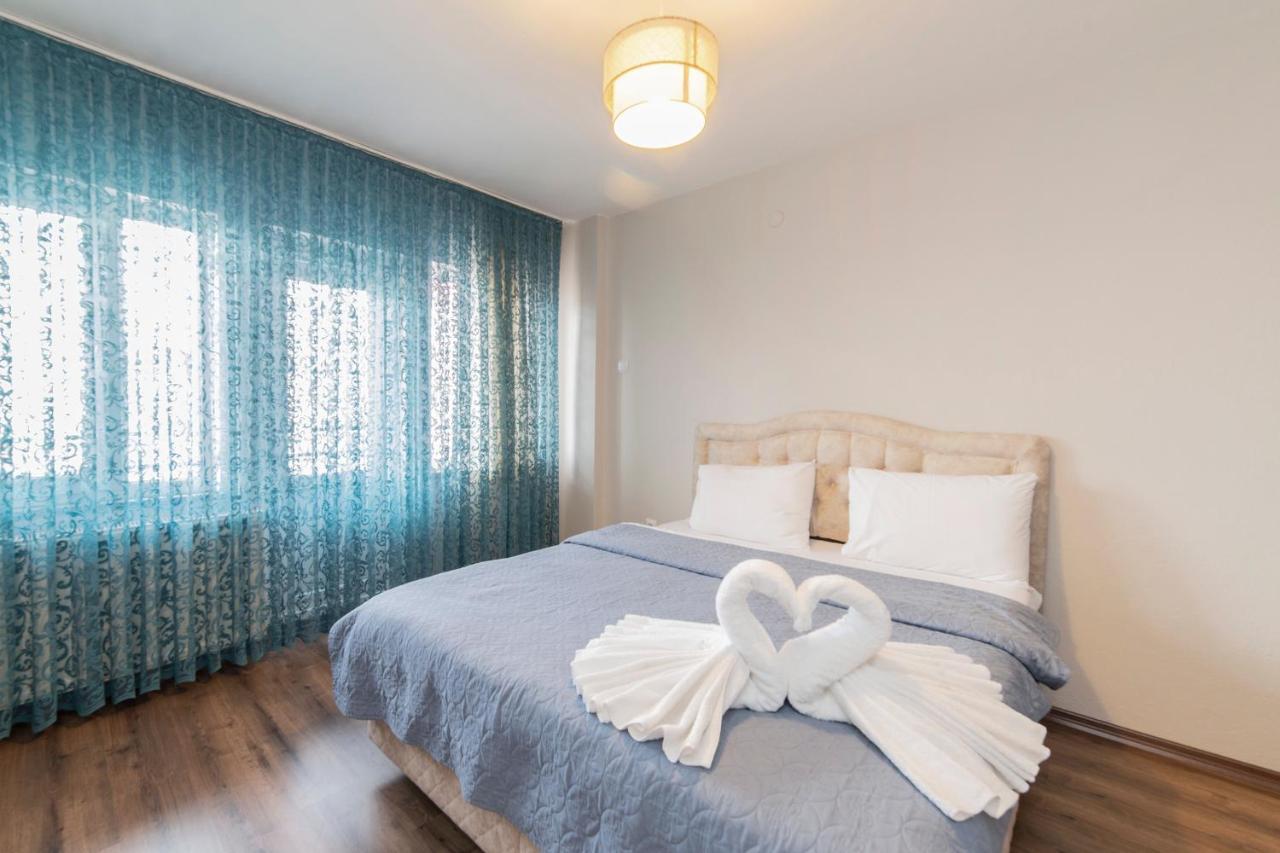 Centrally Located 2 Bedroom Apt With Netflix 伯萨 外观 照片
