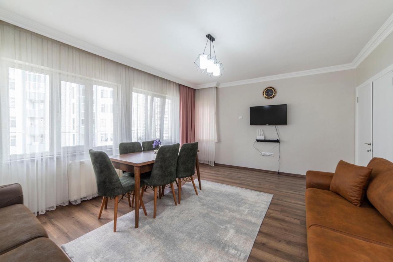 Centrally Located 2 Bedroom Apt With Netflix 伯萨 外观 照片